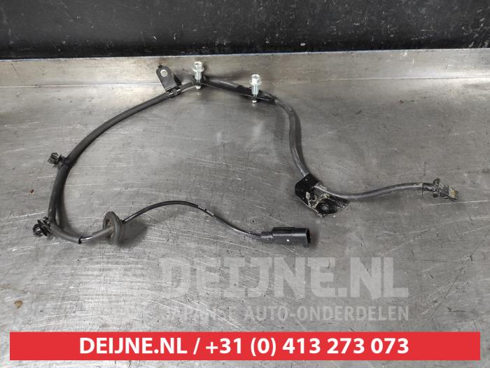 Begagnade ABS-sensor Mitsubishi Eclipse Cross (GK/GL) 2.4 16V PHEV 4x4 Pris € 25,00 Marginaltabell erbjuds av V.Deijne Jap.Auto-onderdelen BV