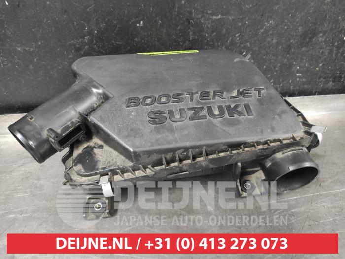 Gebrauchte Luftfiltergehäuse Suzuki SX4 S-Cross (JY) 1.4 Booster Jet Turbo 16V SHVS Preis € 100,00 Margenregelung angeboten von V.Deijne Jap.Auto-onderdelen BV