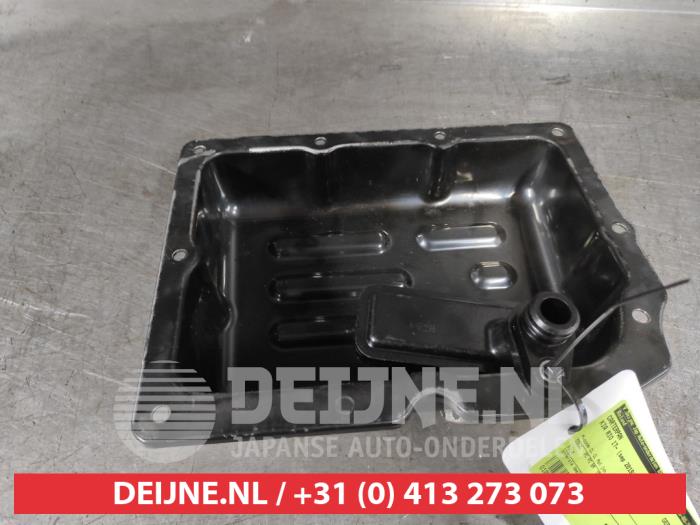 Używane Miska olejowa Kia Rio IV (YB) 1.0i T-GDi 100 12V Cena € 25,00 Procedura marży oferowane przez V.Deijne Jap.Auto-onderdelen BV