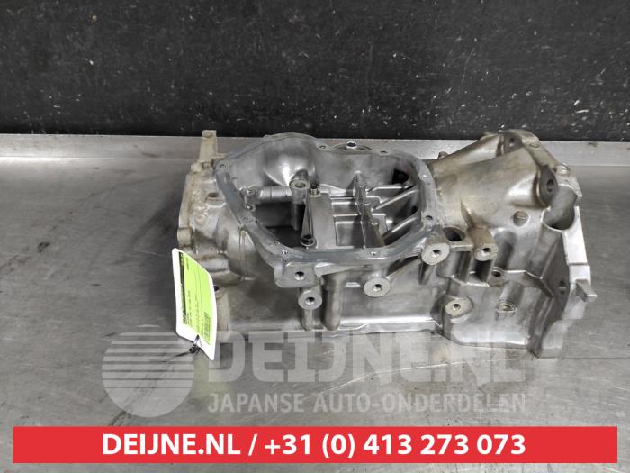 Usagé Couvercle carter Nissan Juke (F15) 1.6 DIG-T 16V Prix € 50,00 Règlement à la marge proposé par V.Deijne Jap.Auto-onderdelen BV