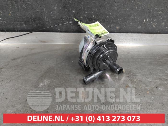 Begagnade Extra vattenpump Suzuki Vitara (LY/MY) 1.5 16V Dualjet Hybrid Pris € 150,00 Marginaltabell erbjuds av V.Deijne Jap.Auto-onderdelen BV