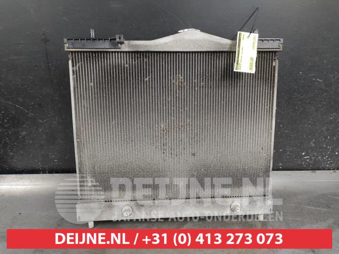 Usagé Radiateur Daihatsu Terios (J2) 1.5 16V DVVT 4x2 Euro 4 Prix € 75,00 Règlement à la marge proposé par V.Deijne Jap.Auto-onderdelen BV