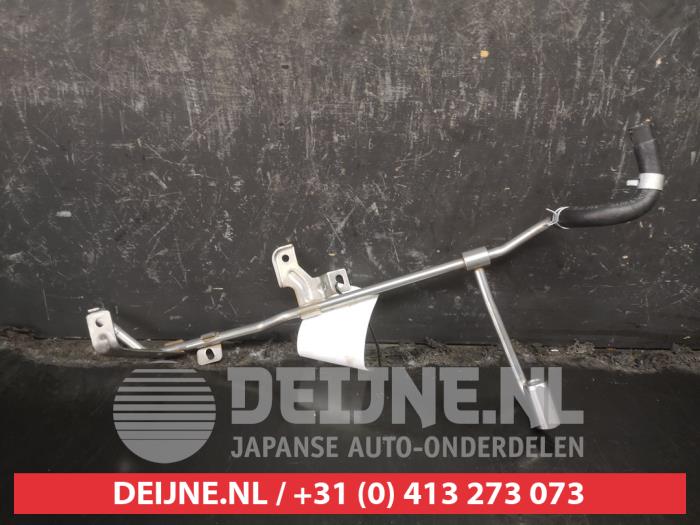 Begagnade Vattenrör Kia Stonic (YB) 1.0i T-GDi 12V Pris € 50,00 Marginaltabell erbjuds av V.Deijne Jap.Auto-onderdelen BV