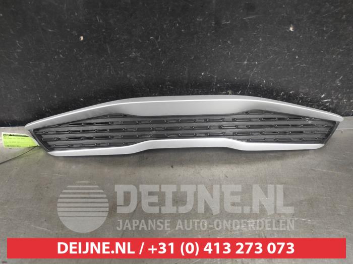 Używane Grill Kia Stonic (YB) 1.2 MPI 16V Cena € 125,00 Procedura marży oferowane przez V.Deijne Jap.Auto-onderdelen BV