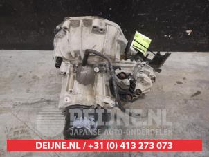 Getriebe van een Nissan Note (E11) 1.4 16V 2011