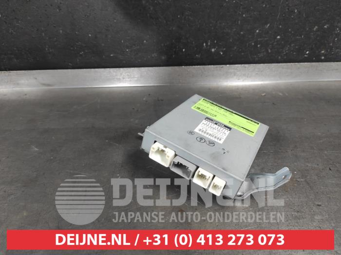 Used Power steering computer Toyota Yaris (P1) 1.0 16V VVT-i Price € 50,00 Margin scheme offered by V.Deijne Jap.Auto-onderdelen BV