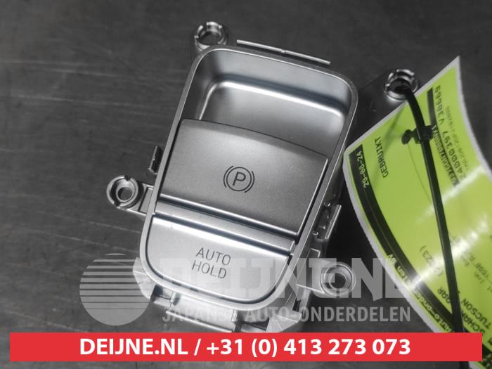 Gebrauchte Handbremse Schalter Hyundai Tucson (NX) 1.6 T-GDI PHEV HTRAC Preis auf Anfrage angeboten von V.Deijne Jap.Auto-onderdelen BV