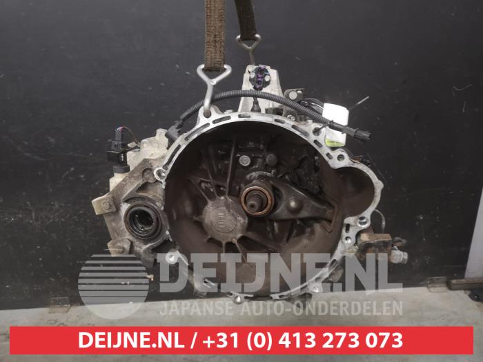 Usagé Boîte de vitesse Kia Carens IV (RP) 1.7 CRDi 16V Prix € 450,00 Règlement à la marge proposé par V.Deijne Jap.Auto-onderdelen BV