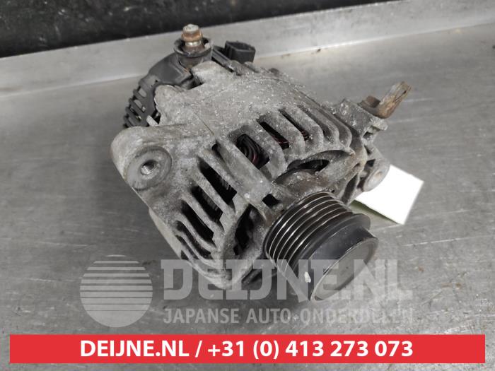 Gebrauchte Dynamo Toyota Auris (E15) 1.6 Dual VVT-i 16V Preis € 50,00 Margenregelung angeboten von V.Deijne Jap.Auto-onderdelen BV