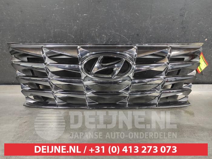 Begagnade Grill Hyundai Tucson (NX) 1.6 T-GDI PHEV HTRAC Pris € 75,00 Marginaltabell erbjuds av V.Deijne Jap.Auto-onderdelen BV