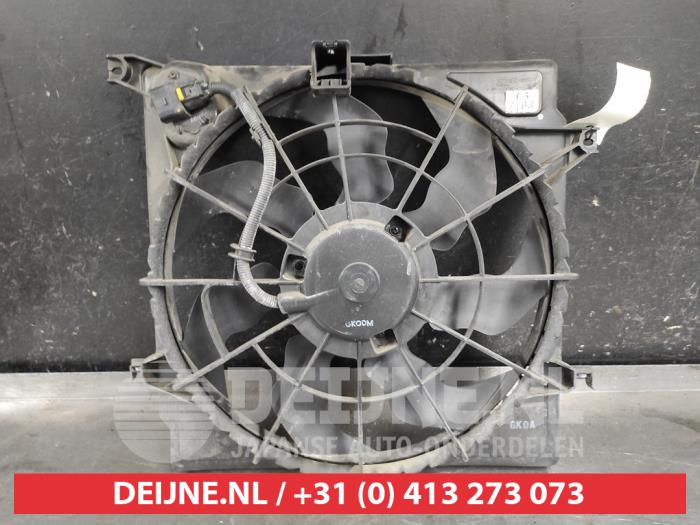 Używane Wentylator Kia Optima 1.7 CRDi 16V Cena na żądanie oferowane przez V.Deijne Jap.Auto-onderdelen BV