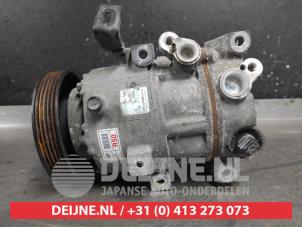 Usagé Pompe clim Kia Carens IV (RP) 1.7 CRDi 16V Prix € 100,00 Règlement à la marge proposé par V.Deijne Jap.Auto-onderdelen BV