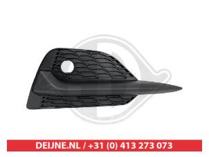 Nya Stötfångargrill Nissan Qashqai Pris € 42,35 Inklusive moms erbjuds av V.Deijne Jap.Auto-onderdelen BV