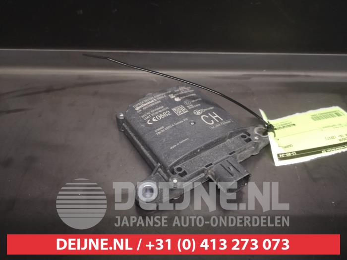 Begagnade Dödvinkelsensor Toyota C-HR (X1,X5) 1.2 16V Turbo Pris € 100,00 Marginaltabell erbjuds av V.Deijne Jap.Auto-onderdelen BV