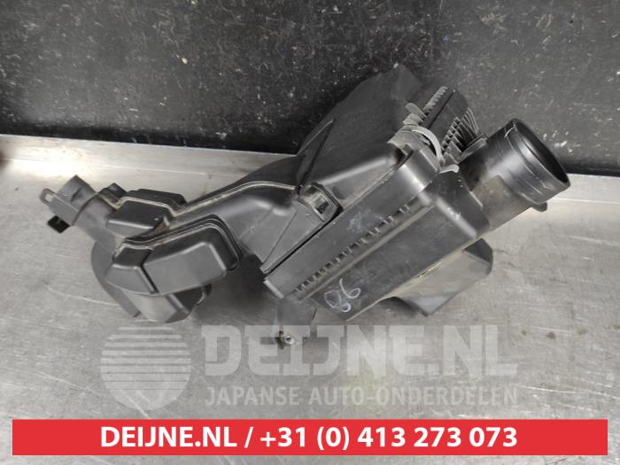 Begagnade Luftfilterhus Nissan Qashqai (J11) 1.3 DIG-T 140 16V Pris € 75,00 Marginaltabell erbjuds av V.Deijne Jap.Auto-onderdelen BV