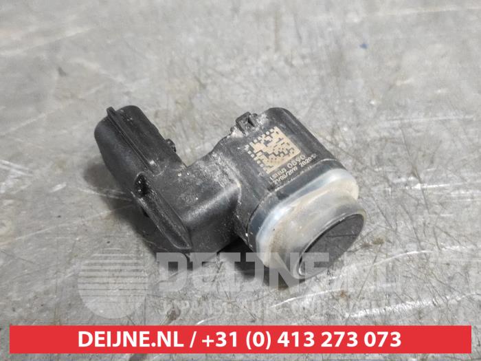 Gebrauchte PDC Sensor Nissan Qashqai (J11) 1.3 DIG-T 140 16V Preis € 25,00 Margenregelung angeboten von V.Deijne Jap.Auto-onderdelen BV
