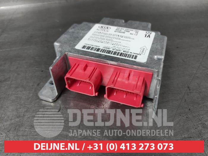 Begagnade Airbagmodul Kia Venga 1.4 CVVT 16V Pris € 75,00 Marginaltabell erbjuds av V.Deijne Jap.Auto-onderdelen BV