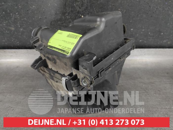 Begagnade Luftfilterhus Nissan Juke (F15) 1.2 DIG-T 16V Pris € 75,00 Marginaltabell erbjuds av V.Deijne Jap.Auto-onderdelen BV