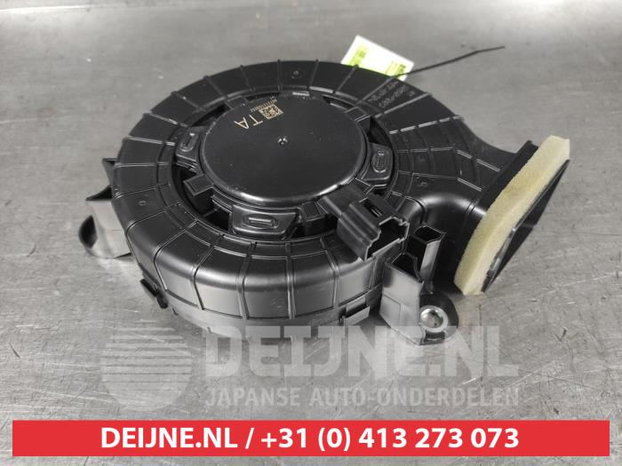 Używane Wentylator akumulatora Nissan Qashqai (J12) 1.5 VC-T e-Power 16V Cena € 75,00 Procedura marży oferowane przez V.Deijne Jap.Auto-onderdelen BV
