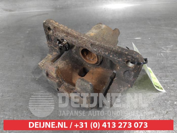 Gebrauchte Bremszange rechts hinten Mitsubishi Pajero Hardtop (V8/9) 3.2 DI-D 16V Autom. Preis auf Anfrage angeboten von V.Deijne Jap.Auto-onderdelen BV