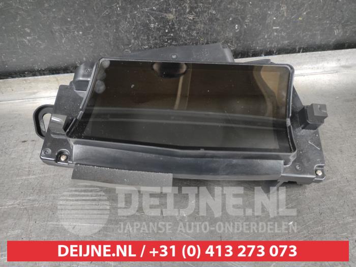 Gebrauchte Frontscheibenanzeige Toyota Yaris Cross (PB1/PJ1) 1.5 12V Hybrid 115 Preis auf Anfrage angeboten von V.Deijne Jap.Auto-onderdelen BV
