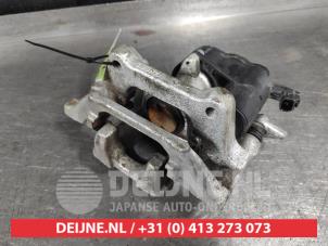 Gebrauchte Bremszange rechts hinten Toyota Yaris Cross (PB1/PJ1) 1.5 12V Hybrid 115 Preis auf Anfrage angeboten von V.Deijne Jap.Auto-onderdelen BV