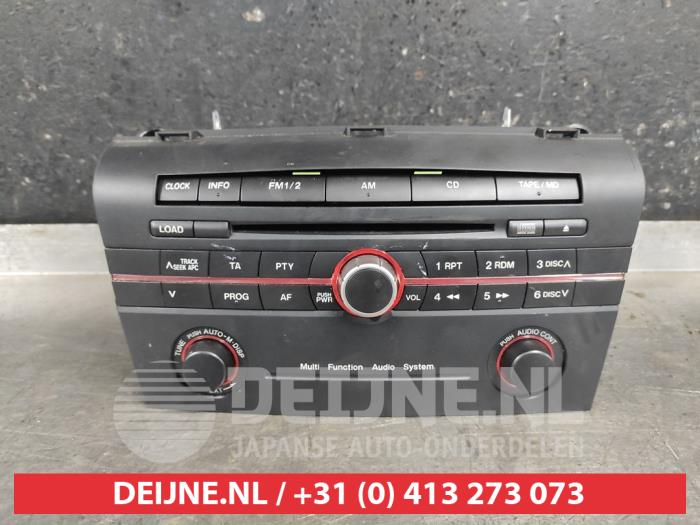 Używane Radio Mazda 3 Sport (BK) 1.6i 16V Cena € 75,00 Procedura marży oferowane przez V.Deijne Jap.Auto-onderdelen BV