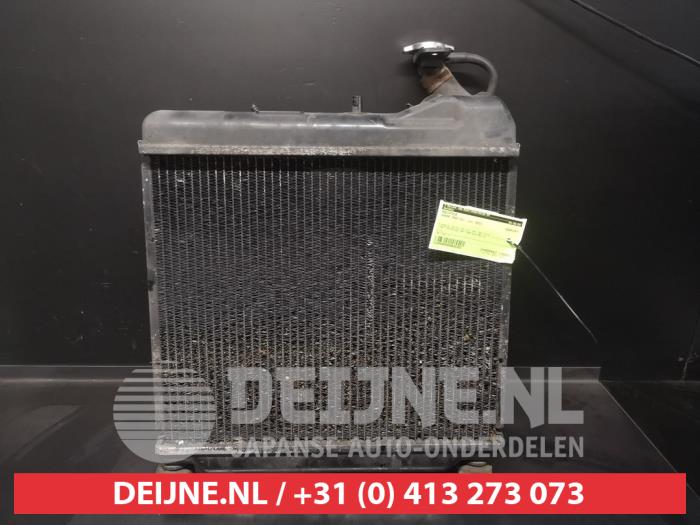 Used Radiator Honda Jazz (GD/GE2/GE3) 1.3 i-Dsi Price € 50,00 Margin scheme offered by V.Deijne Jap.Auto-onderdelen BV