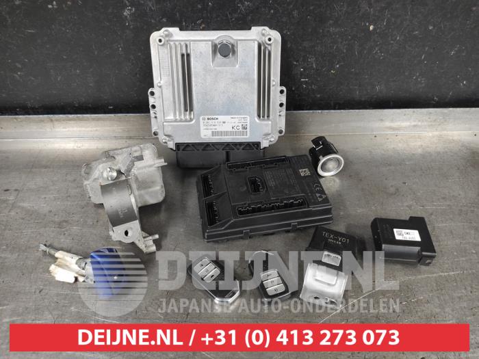 Used Engine management computer Honda Civic (FK6/7/8/9) 1.0i VTEC Turbo 12V Price € 350,00 Margin scheme offered by V.Deijne Jap.Auto-onderdelen BV