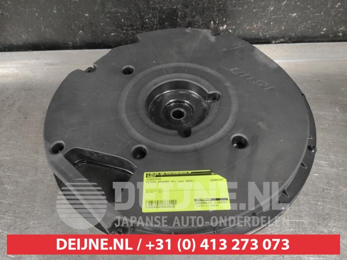Begagnade Bashögtalare Nissan Qashqai (J12) 1.5 VC-T e-Power 16V Pris € 600,00 Marginaltabell erbjuds av V.Deijne Jap.Auto-onderdelen BV