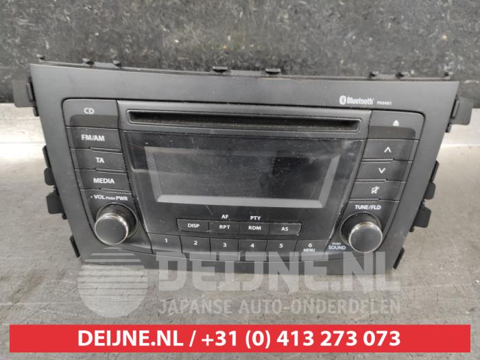 Używane Radio Suzuki Celerio (LF) 1.0 12V Dualjet Cena na żądanie oferowane przez V.Deijne Jap.Auto-onderdelen BV