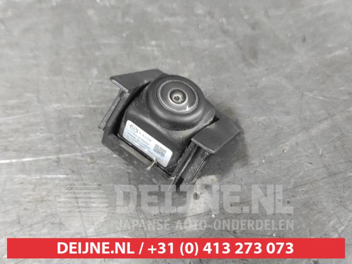 Begagnade Backkamera Mazda CX-30 (DM) 2.0 e-SkyActiv X 186 M Hybrid 16V Pris € 150,00 Marginaltabell erbjuds av V.Deijne Jap.Auto-onderdelen BV