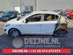 Used Front wing, left Hyundai i20 1.1 CRDi VGT 12V Price € 100,00 Margin scheme offered by V.Deijne Jap.Auto-onderdelen BV
