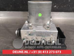 ABS-pump från en Nissan Juke (F16) 1.0 DIG-T 12V 2019