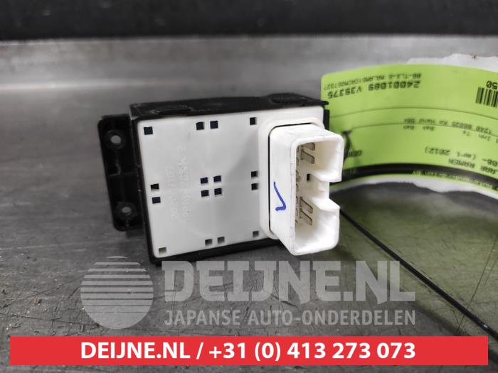 Flerfunktionsbrytare, fönster från en Hyundai i10 (F5) 1.2i 16V 2012