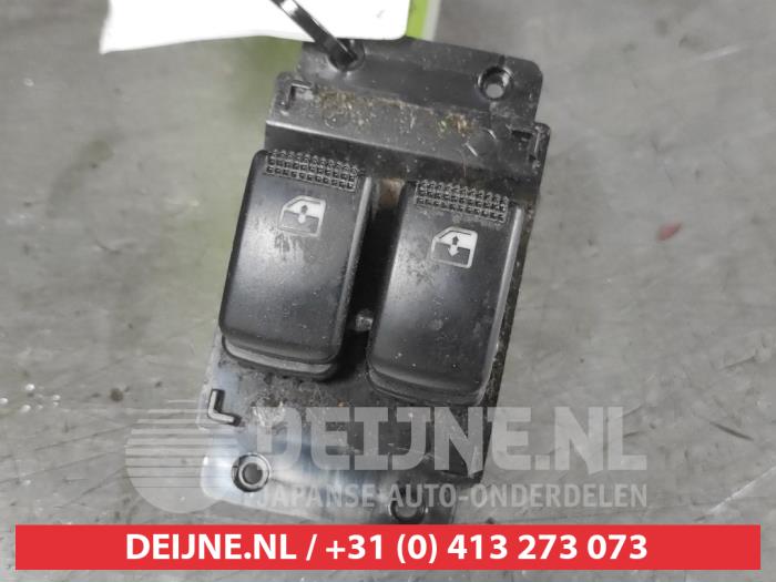Flerfunktionsbrytare, fönster från en Hyundai i10 (F5) 1.2i 16V 2012