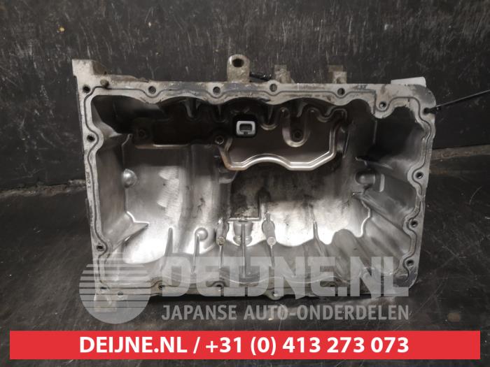 Used Sump Hyundai i20 (GBB) 1.1 CRDi VGT 12V Price € 50,00 Margin scheme offered by V.Deijne Jap.Auto-onderdelen BV