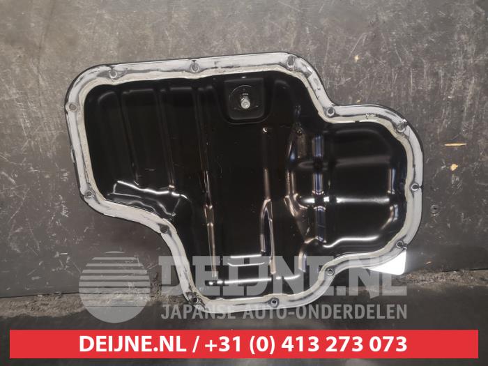 Gebrauchte Ölwanne Toyota RAV4 (A5) 2.5 Hybrid 16V AWD Preis € 50,00 Margenregelung angeboten von V.Deijne Jap.Auto-onderdelen BV