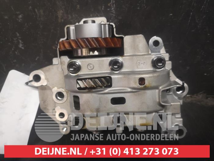 Używane Wal balansujacy Toyota RAV4 (A5) 2.5 Hybrid 16V AWD Cena € 50,00 Procedura marży oferowane przez V.Deijne Jap.Auto-onderdelen BV