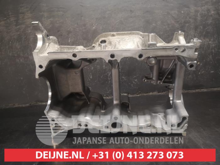 Gebrauchte Ölwanne Toyota RAV4 (A5) 2.5 Hybrid 16V AWD Preis € 50,00 Margenregelung angeboten von V.Deijne Jap.Auto-onderdelen BV