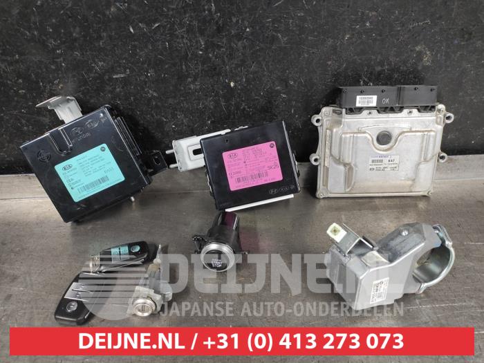 Used Engine management computer Kia Stonic (YB) 1.0i T-GDi 12V Price € 150,00 Margin scheme offered by V.Deijne Jap.Auto-onderdelen BV