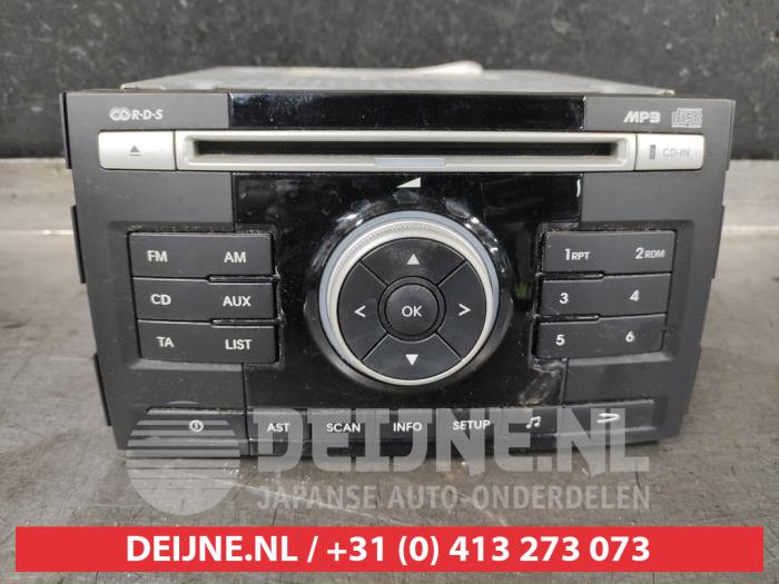 Używane Radio Kia Venga 1.4 CVVT 16V Cena € 75,00 Procedura marży oferowane przez V.Deijne Jap.Auto-onderdelen BV