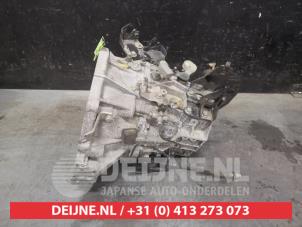 Usagé Boîte de vitesse Toyota Yaris III (P13) 1.5 16V Dual VVT-iE Prix € 450,00 Règlement à la marge proposé par V.Deijne Jap.Auto-onderdelen BV