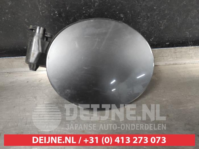 Begagnade Tanklucka Mazda CX-30 (DM) 1.8 Skyactiv D 116 16V Pris på förfrågan erbjuds av V.Deijne Jap.Auto-onderdelen BV