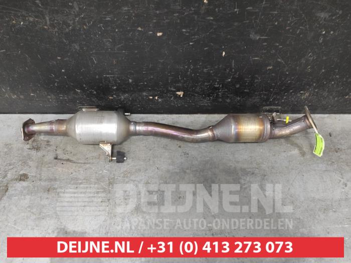 Catalytic converter Toyota Corolla 1.8 16V Hybrid - 30Y28 2ZRFXE