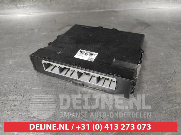Used Body control computer Toyota Yaris III (P13) 1.5 16V Hybrid Price € 50,00 Margin scheme offered by V.Deijne Jap.Auto-onderdelen BV