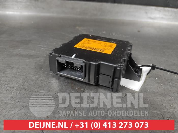 Begagnade Däcktrycksmodul Kia Optima 2.0 CVVT Hybrid 16V Pris € 20,00 Marginaltabell erbjuds av V.Deijne Jap.Auto-onderdelen BV