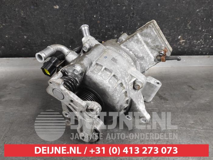 Usagé Dynamo Kia Optima 2.0 CVVT Hybrid 16V Prix € 850,00 Règlement à la marge proposé par V.Deijne Jap.Auto-onderdelen BV