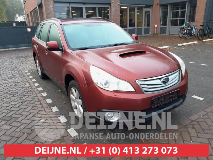 Używane Maska Subaru Legacy Wagon (BR) 2.0 D 16V Cena € 150,00 Procedura marży oferowane przez V.Deijne Jap.Auto-onderdelen BV