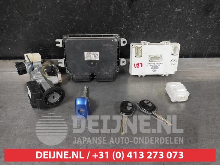 Used Engine management computer Suzuki Splash 1.0 12V Price € 125,00 Margin scheme offered by V.Deijne Jap.Auto-onderdelen BV